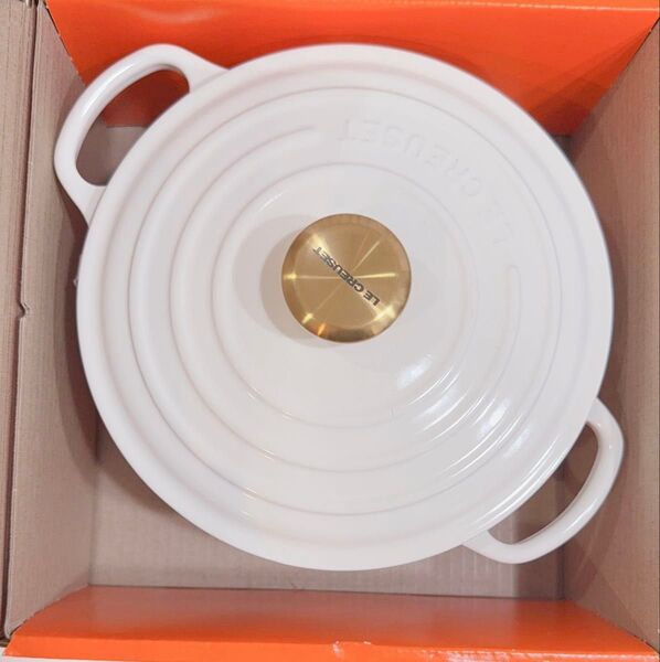 【新品】シグニチャー ココット・ロンド 20cm ホワイト(ゴールドツマミ) 両手鍋 LE CREUSET ルクルーゼ