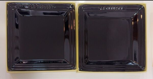 【新品セット】ルクルーゼ スクエア・プレート LC (S) シャイニーブラック