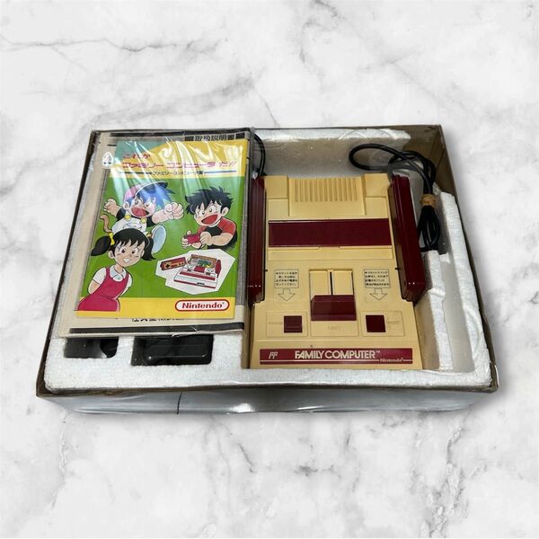 ファミリーコンピュータ