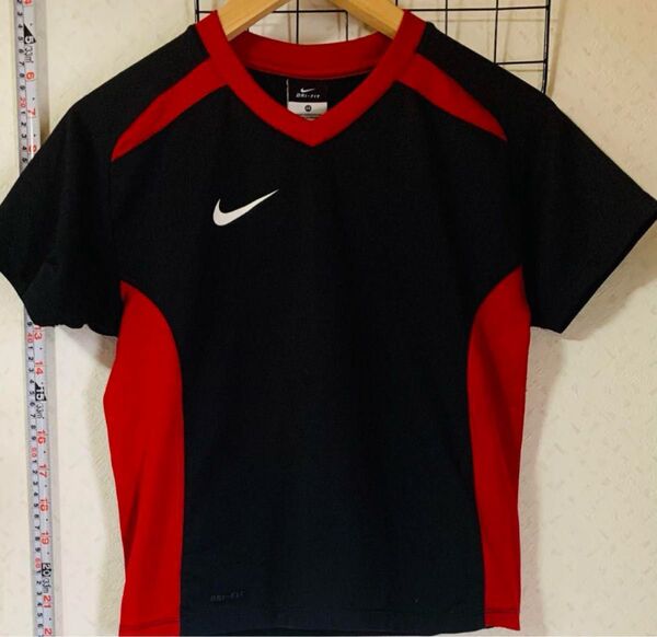 NIKE ナイキ 半袖Tシャツ ドライフィット スポーツウェア 夏服 子供服 サッカー トップス 36