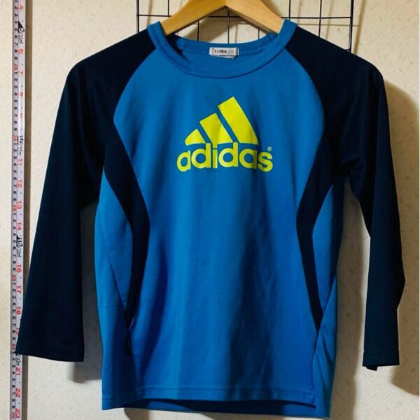 アディダス 長袖Tシャツ 150センチ トップス キッズ ジュニア 男の子 男子 スポーツ 長袖シャツ 24 サイズ不明
