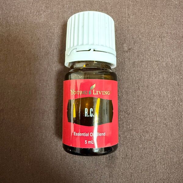 新品未開封 Young Living R.C. エッセンシャルオイル 5mL