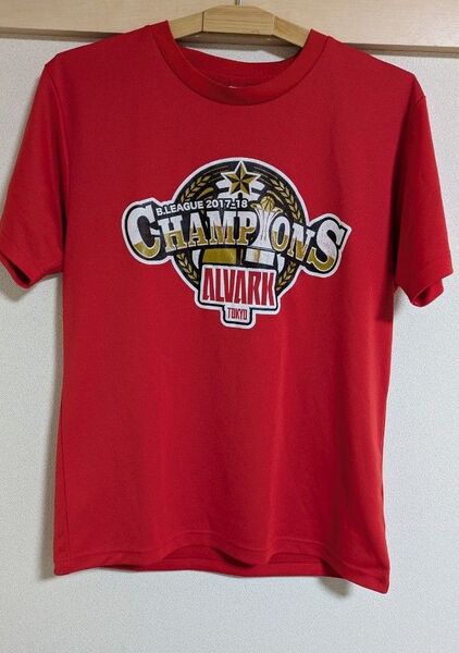 B.LEAGUE ALVARK TOKYO チャンピオンTシャツ レッド