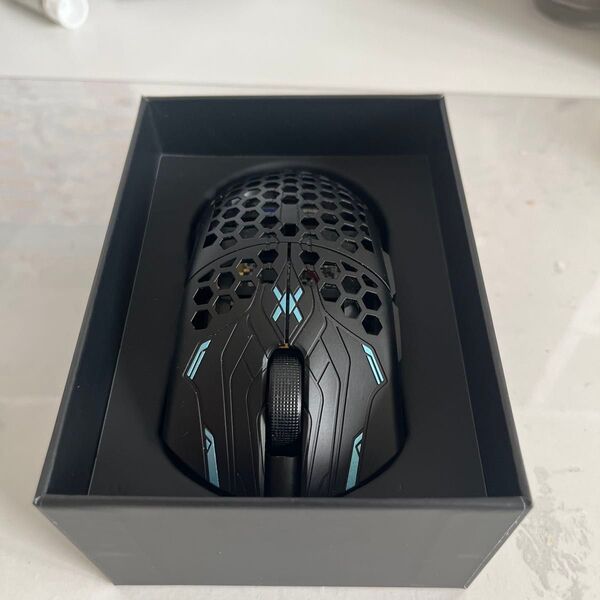Finalmouse UltralightX Phantom ゲーミングマウス
