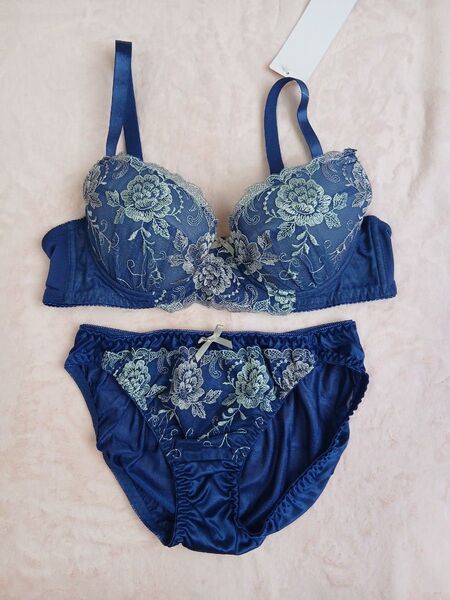 ワイヤー入りブラジャー ショーツセットB85/LLブルー青グレー花柄刺繍レース新品リボンセクシー可愛いElegant