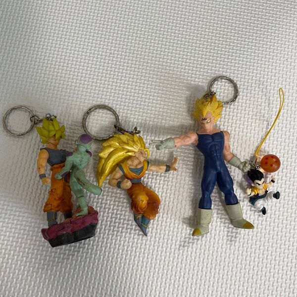 ドラゴンボール 悟空 ベジータ フリーザ ゴテンクス キーホルダー