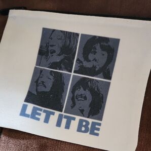 【新品】ビートルズ BEATLES ポーチ 小物入れ 大きめ Let it be アルバムジャケット セカンド クラッチバッグ 白