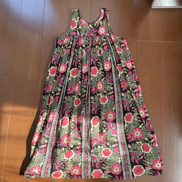 チチカカ リゾートロングワンピース 花柄 フリーサイズ ノースリーブ キャミワンピース