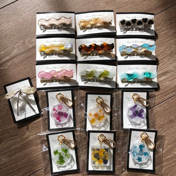 レジンヘアクリップ レジンアクセサリー レジンキーホルダー ヘアクリップ