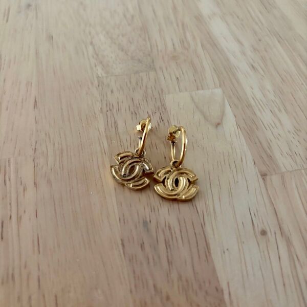 CHANEL シャネル ゴールド フープピアス