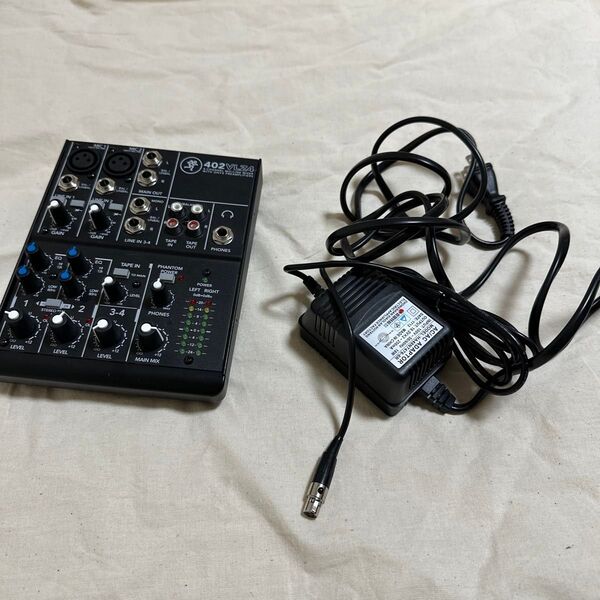 Mackie 402-VLZ4 ミキサー