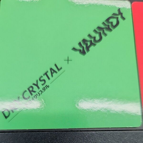 DRY CRYSTAL × VAUNDY ロゴ入りステッカー