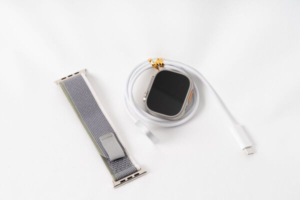 保護フィルム付 Apple Watch ULTRA2 GPS+Cellularモデル チタニウムケース アップルウォッチウルトラ2