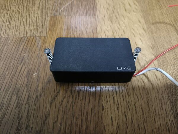EMG EMG-81 アクティブピックアップ