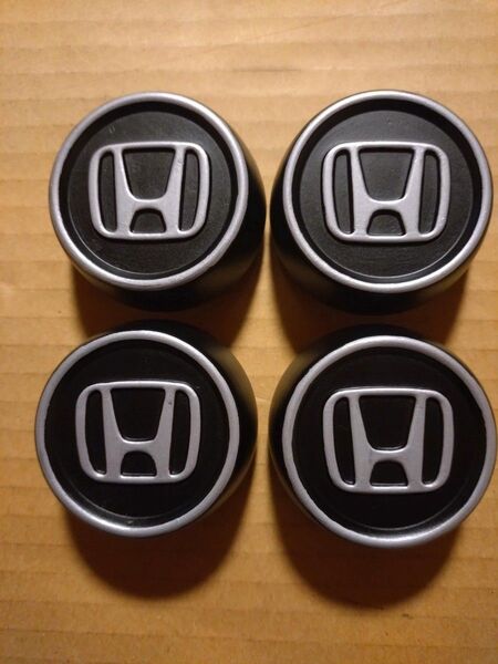 希少。ホンダ純正スチールホイール用センターキャップ