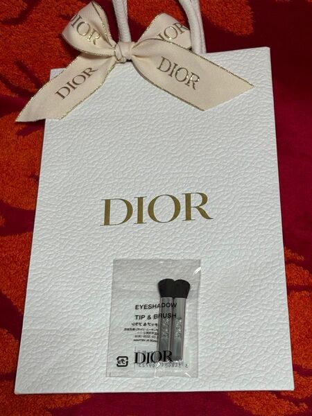 Diorサンククルールアイシャドウ チップブラシ