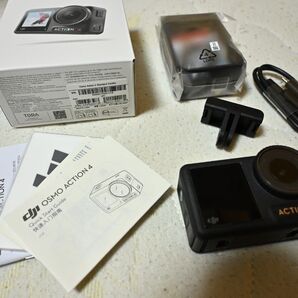 新品同様 dji osmo action4 スタンダードコンボ アクションカメラ