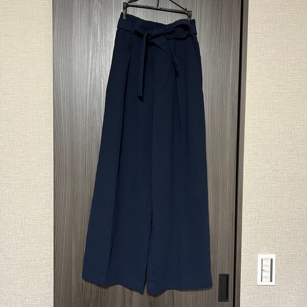 ユニクロ ワイドパンツ ネイビー 紺色 Sサイズ