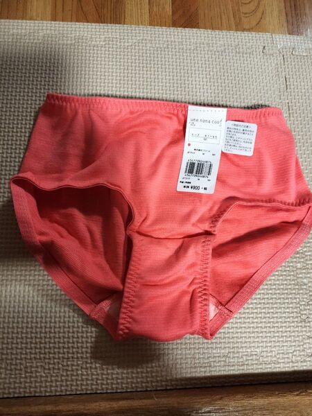 une nana cool ショーツ M レッド