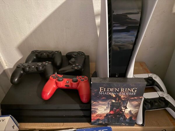 PS5本体コントローラー2個PS4プロ本体コントローラー4個追加ゲームエルデンリングDLC無し コントローラー PS4