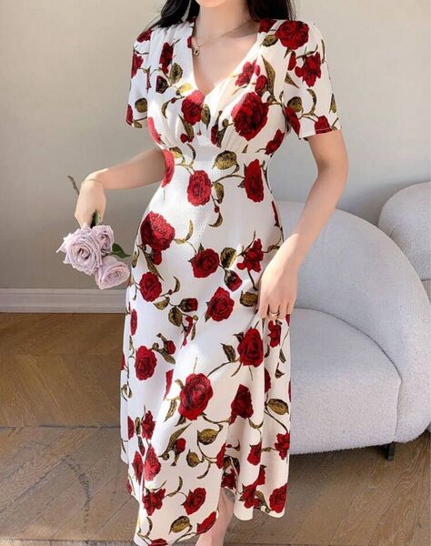 ワンピース S カラードレス キャバドレス 赤柄 薔薇柄 ホワイト セクシー 可愛い デート服 半袖 ロングAライン GRL 春夏