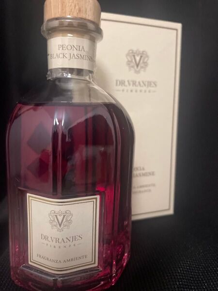 Dr.Vranjes ドットール・ヴラニエス PEONIA BLACK JASMINE 250ml