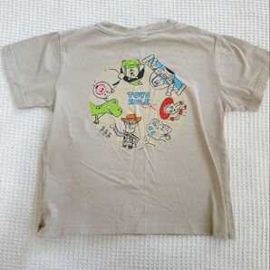 Disney PixarのTOY STORYデザインのベージュTシャツ、サイズ100cm 半袖