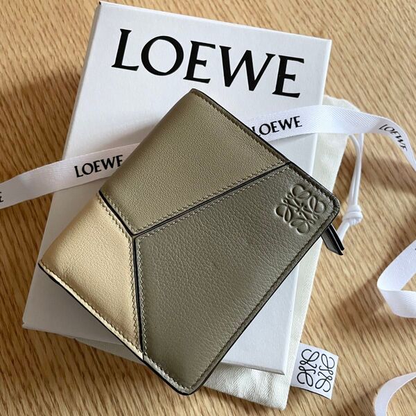 LOEWE ロエベ パズル コンパクトジップウォレット 二つ折り財布