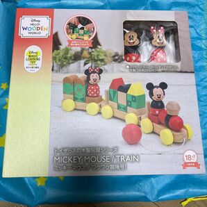 Disney Mickey Mouse Train トイザらスの木製玩具シリーズ