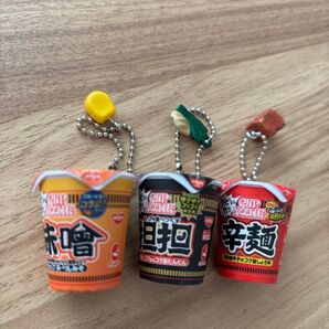 NISSIN カップヌードル ミニチュアチャーム 3点セット ガチャ