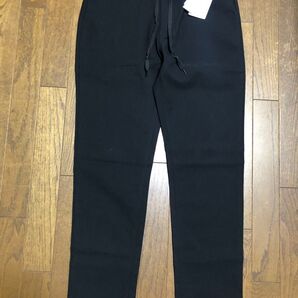 【未使用タグ付】チノパン 伸びるパンツ ストレッチパンツ テーパード ブラック W84〜92cm