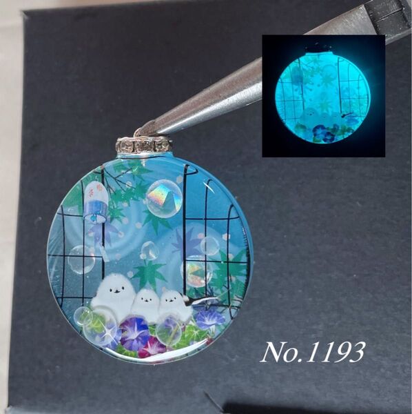 レジン/朝顔と風鈴と窓辺のシマエナガ 蓄光 オルゴナイトネックレス