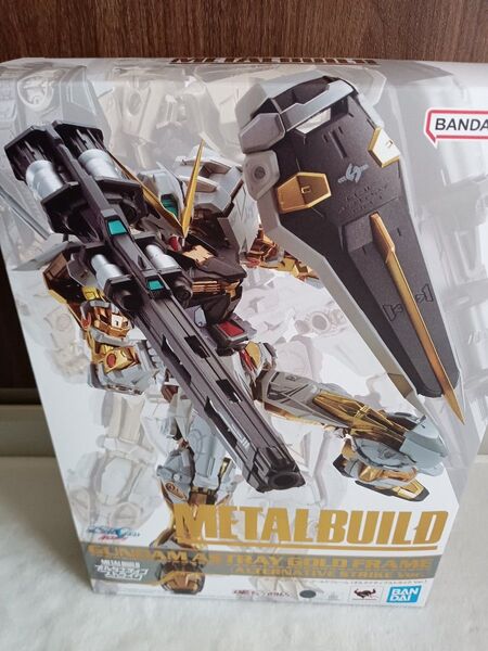 【即日発送可 美品】METAL BUILD ガンダムアストレイ ゴールドフレーム(オルタナティブストライク Ver.)