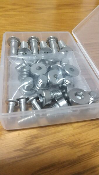 SUS304 六角穴付き極低頭ボルト 3種類 M8×20L, M8×8L ,M5×10L 未使用 複数まとめ 低頭ボルトM8おまけ