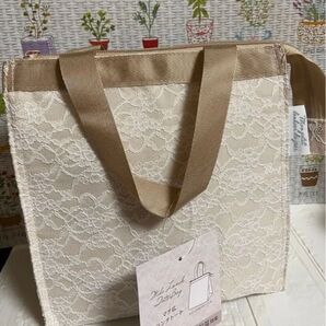 新品未使用 レース マチ広 ランチトートバッグ お弁当 保冷 保温 花柄レース