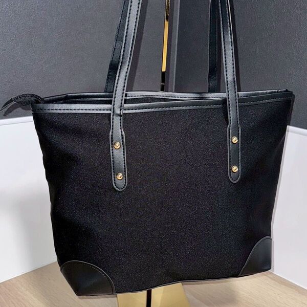 【新品未使用】【値下げ不可】バッグ カバン ショルダーバッグ ハンドバッグ トートバッグ メンズ レディース 男女兼用