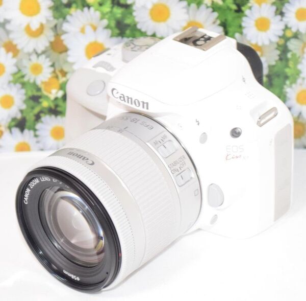 S数6136回!☆Canon kiss x7☆ホワイト☆超軽量☆スマホ転送☆美品