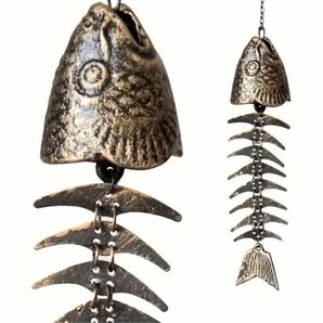 魚型ウインドチャイム 骨格モチーフ 風鈴 ガーデンフィッシュボーン 魚型金属風鈴 シルバー 31cm 魚型金属風鈴