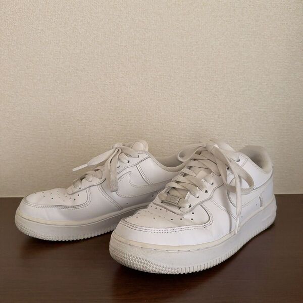 NIKE ナイキ エアフォースワン Air Force 1 23.5cm エアフォース1 ホワイト スニーカー