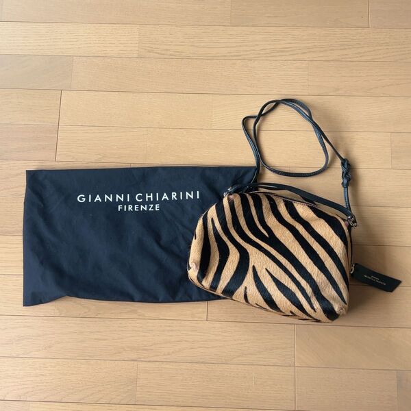 GIANNI CHIARINI アリファ M ゼブラ柄
