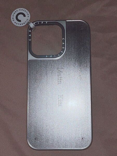 iPhone 用ケース Matin Kim