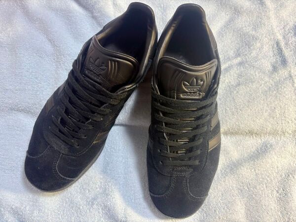 adidas GAZELLE アディダス BLACK 黒 25.5cm ガゼル CQ2809
