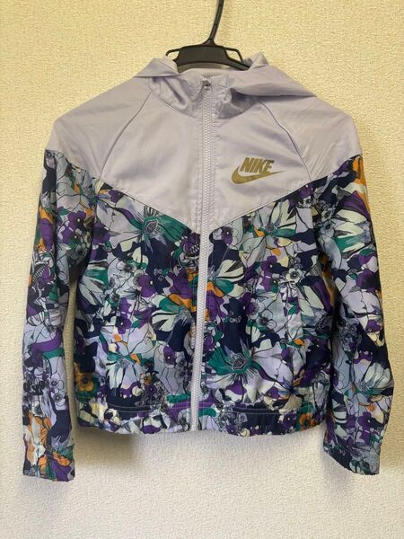 Nike 花柄ウィンドブレーカー