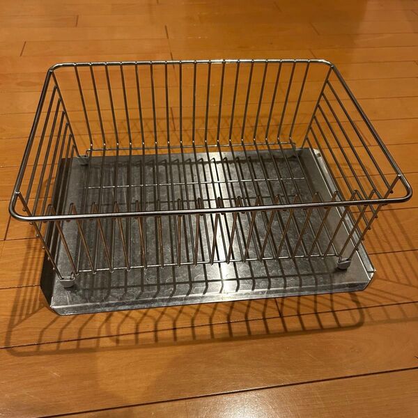 無印良品ステンレスバスケット小& ステンレス水切り用傾斜トレー(水切りカゴ)