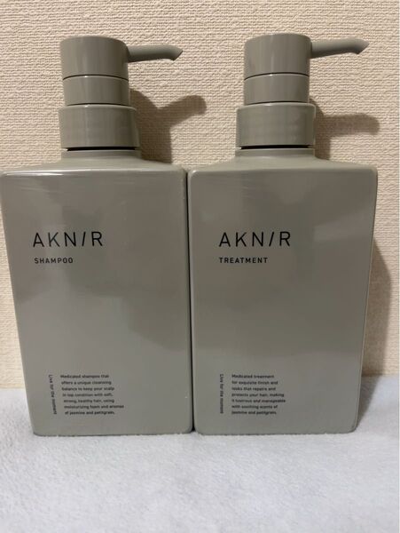AKNIR 薬用ヘアシャンプー・ トリートメント 本体セット