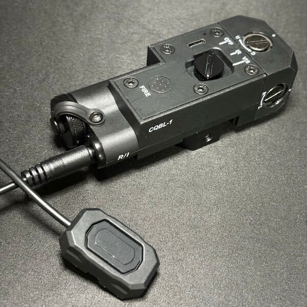 充電式 CQBL-1 レッドレーザー/ゼロイン可 PEQ OGL NGAL