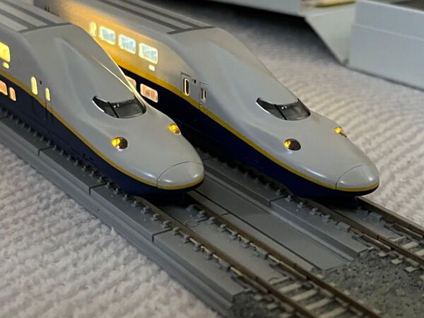 TOMIX E4系東北・上越新幹線(MAX)基本・増結8両セット 全車室内灯付き