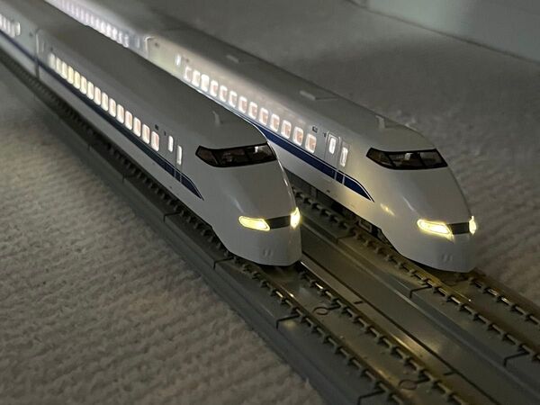TOMIX 300系0番台東海道・山陽新幹線(後期型)基本・増結16両セット 全車室内灯付き