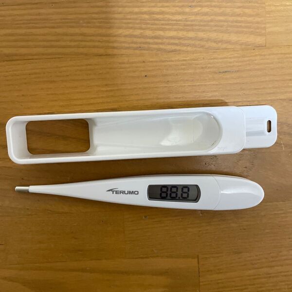 テルモ 体温計