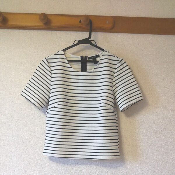 FOREVER21 ボーダー柄トップス tシャツ 半袖